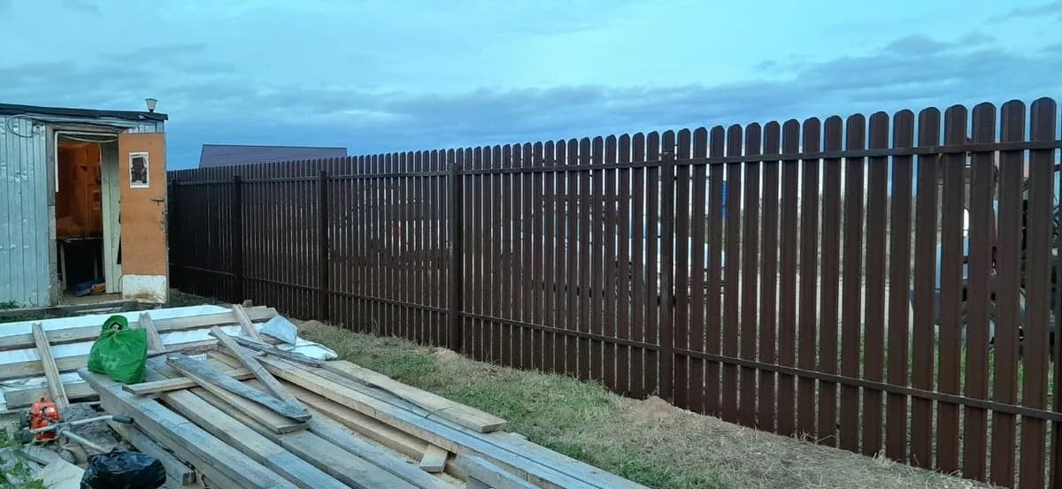 Евроштакетник для ограждения частного участка